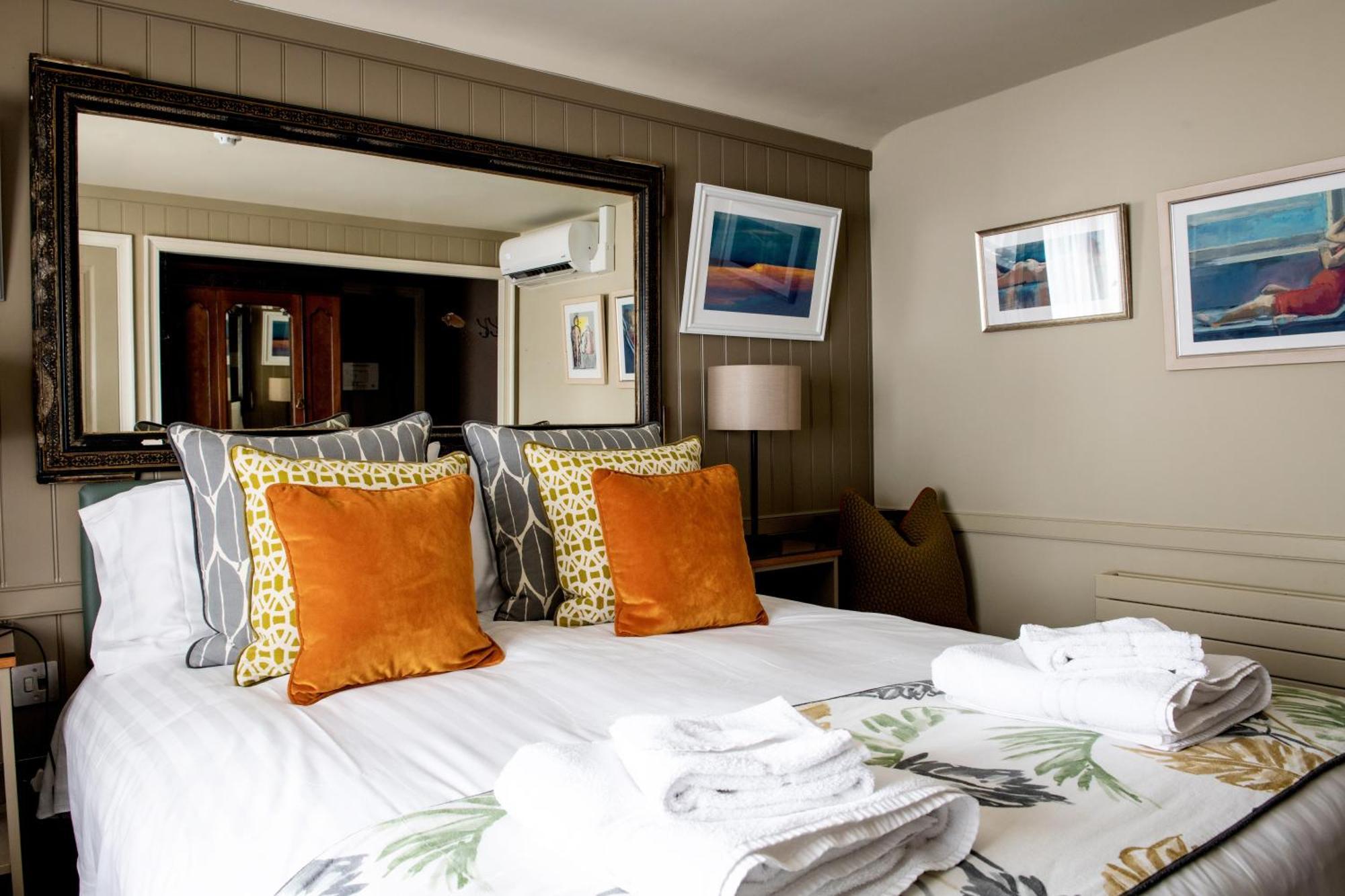 The Marquis Of Granby Hotel Alkham Ngoại thất bức ảnh